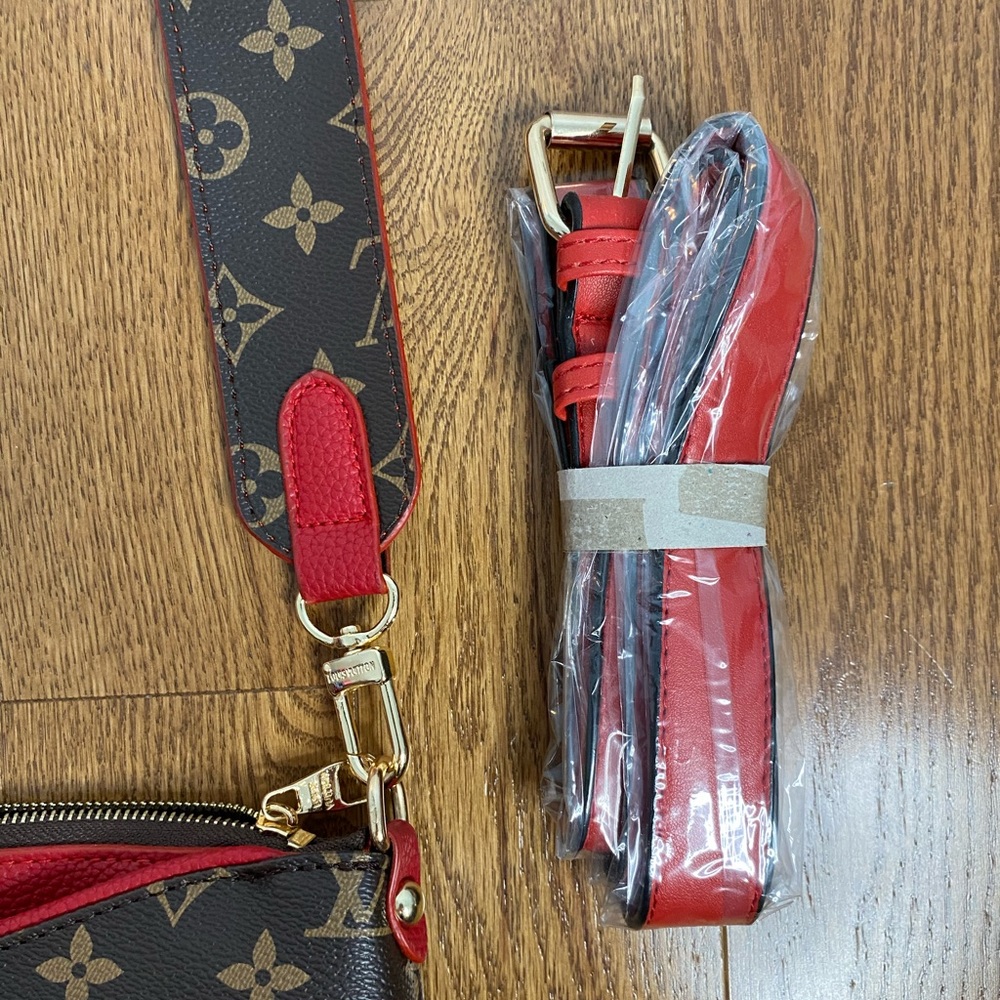 Purse - Picture 3 of 3